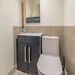Yard End House *